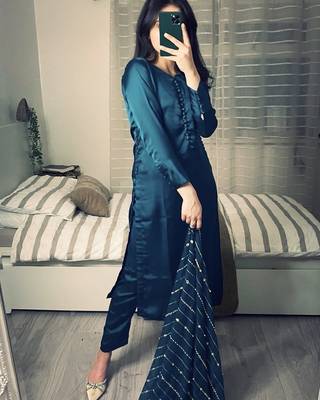 New Designer Party Look Fancy Top With Pent Suit Set With Dupatta 2