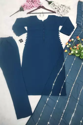 New Designer Party Look Fancy Top With Pent Suit Set With Dupatta
