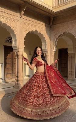 RED COLOUR DESIGNER WEDDING WEAR LAHENGHA  2