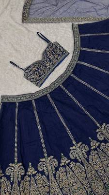 BLUE COLOUR DESIGNER TRADITIONAL LAHENGHA CHOLI  3