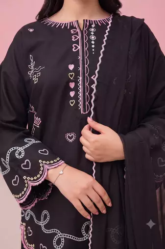 Black embroidered kurta with farshi salwar & dupatta set