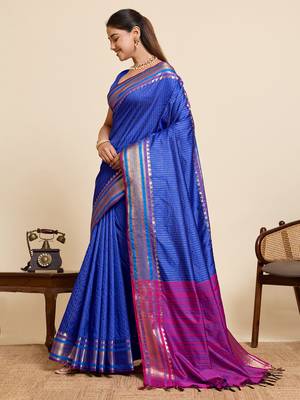 blue zari work silk blend saree with blouse 3
