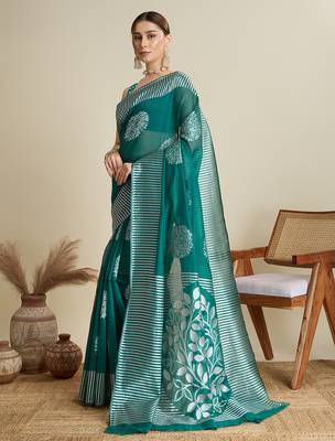 Green zari work silk blend saree with blouse 3