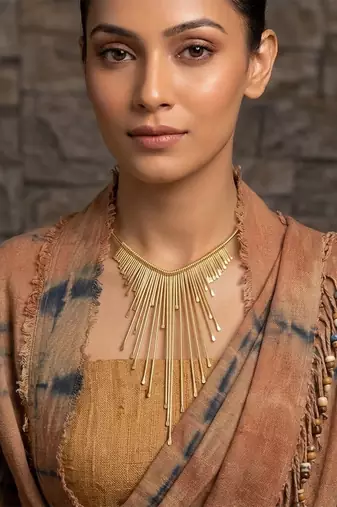 Radiant fringe statement choker necklace