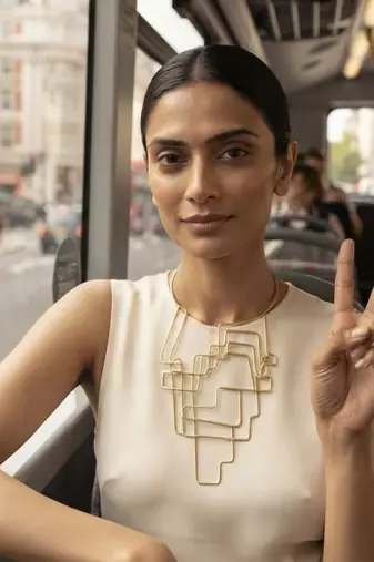 Gold metallic wire maze choker necklace