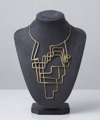Gold metallic wire maze choker necklace 3
