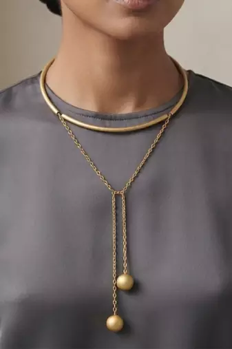 Gold metallic collar necklace