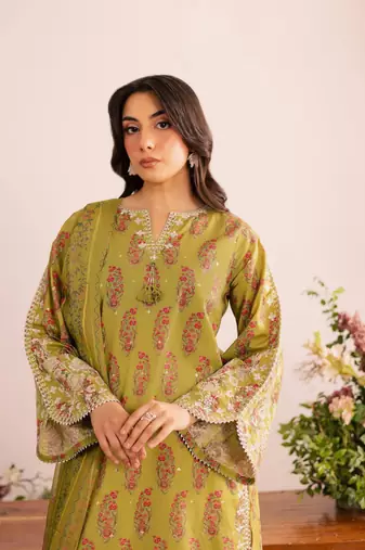 Green digital print & embroidered kurta with dupatta & farshi salwar