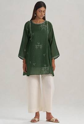 Mehndi green hand-printed mul-mul tunic 1
