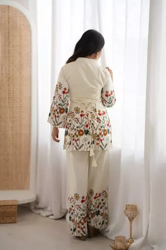 White cotton floral printed kurti & pant set
