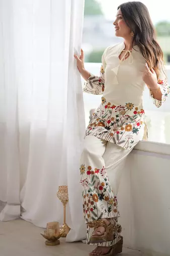 White cotton floral printed kurti & pant set