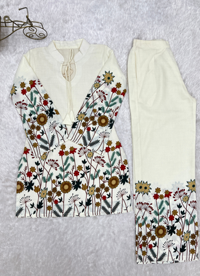 White cotton floral printed kurti & pant set 5