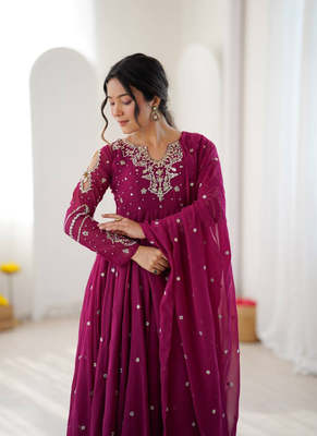 Purple embroiderey work georgette kurta set 4