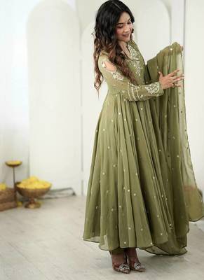 Green embroiderey work georgette kurta set 2