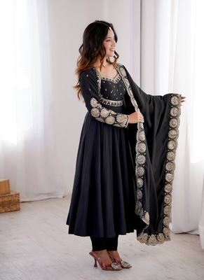 Black sequins embroidered roman silk anarkali set 3