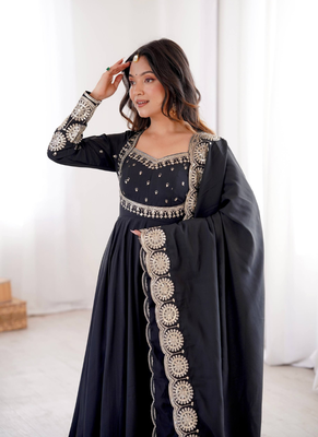 Black sequins embroidered roman silk anarkali set 4