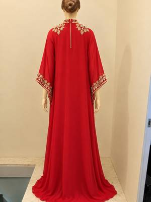 Red elegant beaded arabic kaftan 2