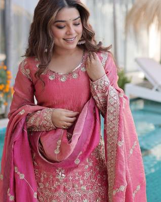 Pink embroidered shimmer silk kurta palazzo set with dupatta 2
