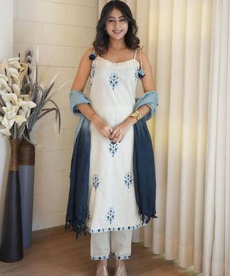 Off white embroidered cotton flex kurta pant set with dyeable kota doria dupatta 5