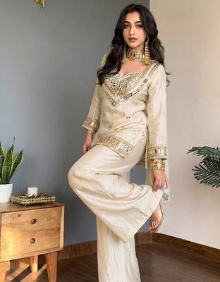 Cream embroidered mirror work chinon silk kurta palazzo set with striped dupatta 2