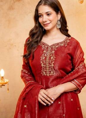 Chiku sequins embroidered silk kurta plazzo dupatta set for women 3