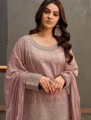 Mauve zari & thread embroidered viscose kurta plazzo dupatta set for women 3