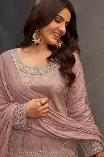 Mauve zari & thread embroidered viscose kurta plazzo dupatta set for women
