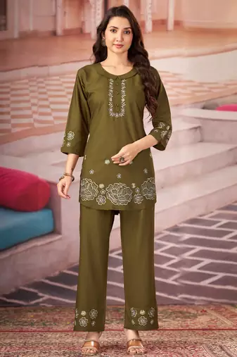 Dark green floral embroidered rayon co-ord set for women