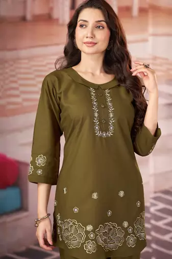 Dark green floral embroidered rayon co-ord set for women