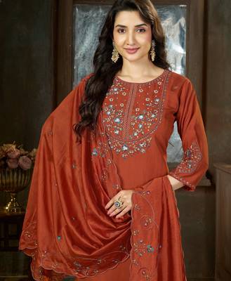 Orange floral embroidered silk kurti pent dupatta set for women 3