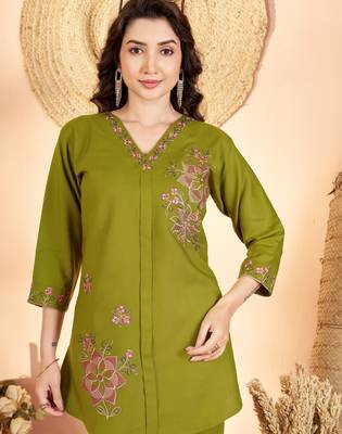 Dark green floral embroidered rayon co-ord set for women 3