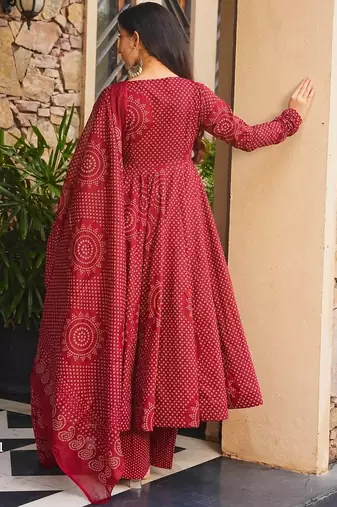 Red digital printed cotton kurta plazzo dupatta set for women