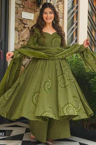 Green digital printed cotton kurta plazzo dupatta set for women