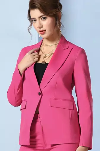 Peaked lapel collar single breasted blazer