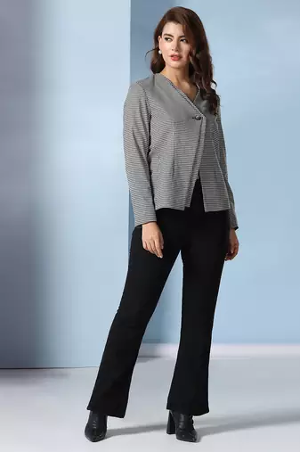 Checked notched lapel single breasted blazer