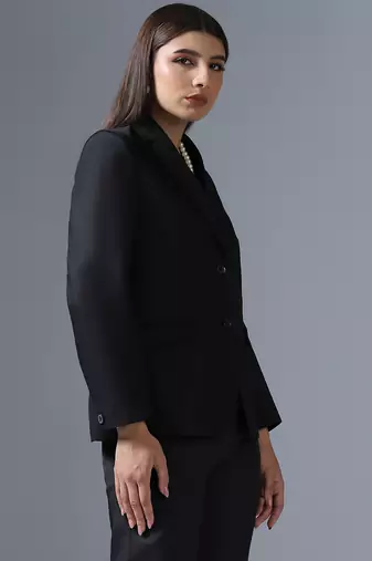 Single-breasted formal blazer
