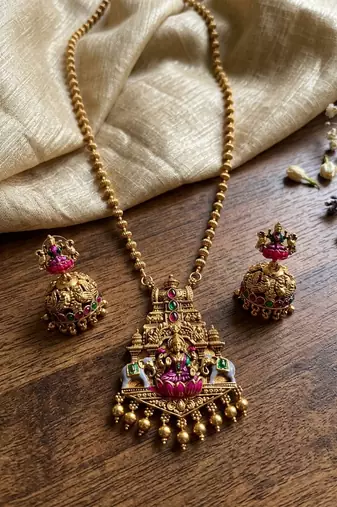 Gold plated temple mala necklace with earrings
