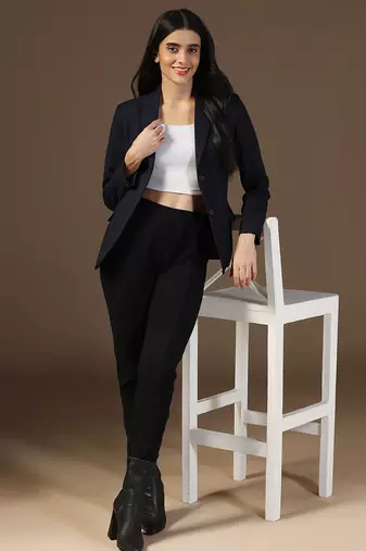 Women dark blue blazer