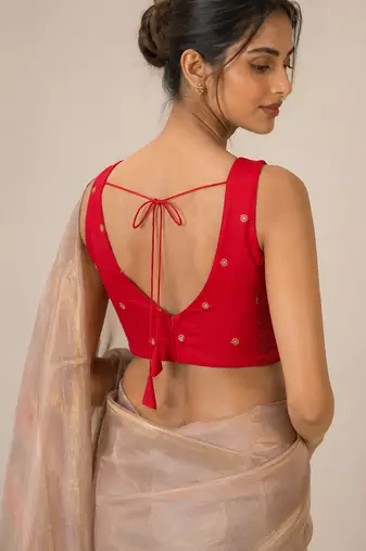 Red butti work padded capri silk side smocked stretchable