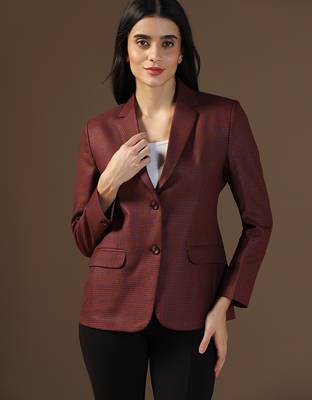 Women red small check blazer 4