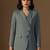 Tailored-fit single breasted blazer