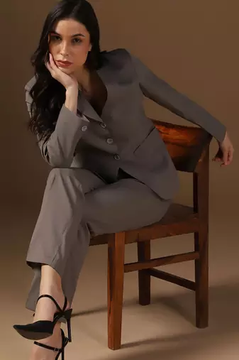 Single-breasted shawl collar formal blazer
