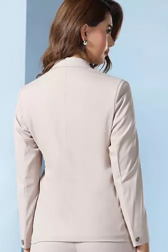 Peaked lapel double breasted blazer