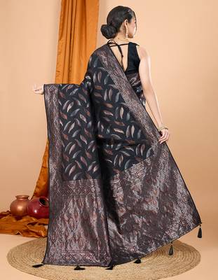 Black zari work border pure silk saree with blouse 4