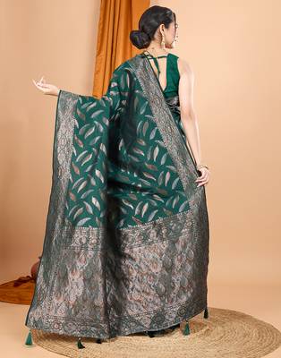 Dark green zari work border pure silk saree with blouse 4