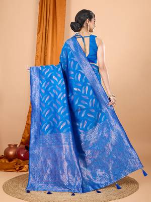 Blue zari work border pure silk saree with blouse 4