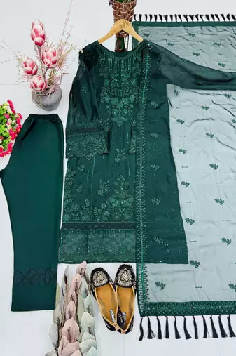 Green heavy soft organza party wear embroidery suit set