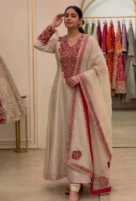 Cream heavy soft organza party wear embroidery suit set 3