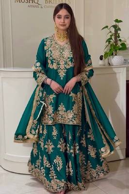Green heavy natural silk party wear embroidery suit set 2