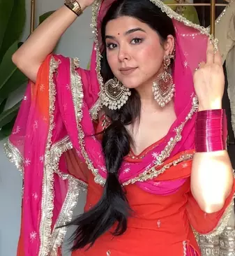 Women   s Flared Lehenga Set With Orange Embroidered Top & Dupatta